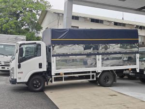ISUZU QKR 270 THÙNG BẠT