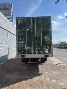 ISUZU FRR650 THÙNG KÍN PALLET