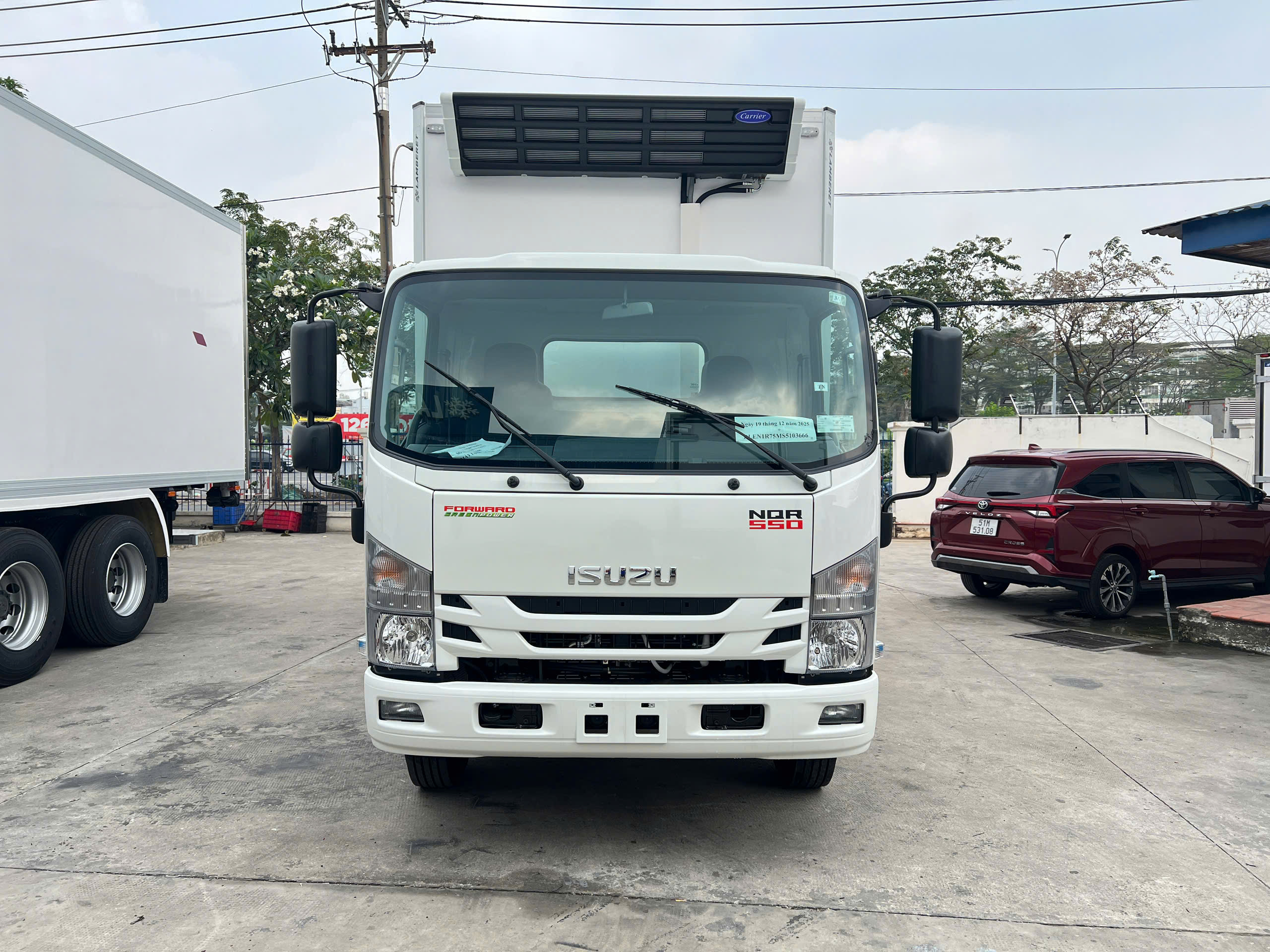 ISUZU 5 Tấn Đông Lạnh Lamberet | NQR 550