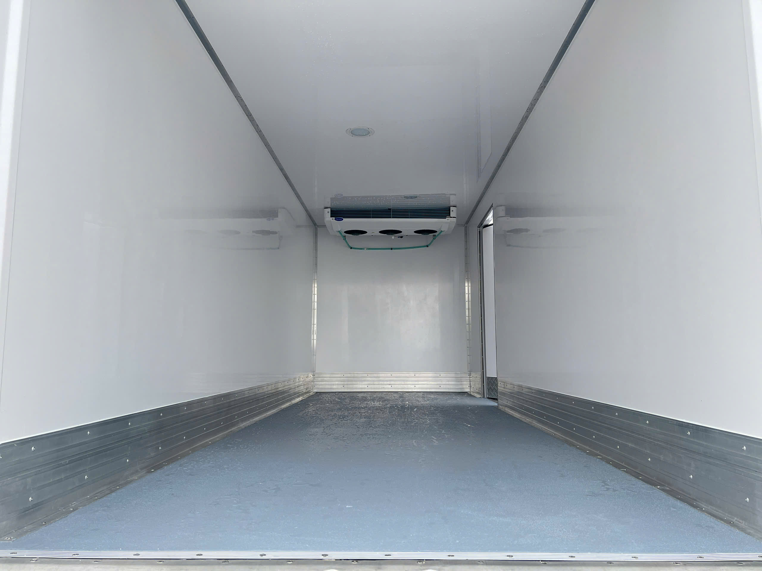 ISUZU 5 Tấn Đông Lạnh Lamberet | NQR 550
